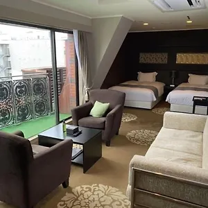 Centurion Ueno Japón